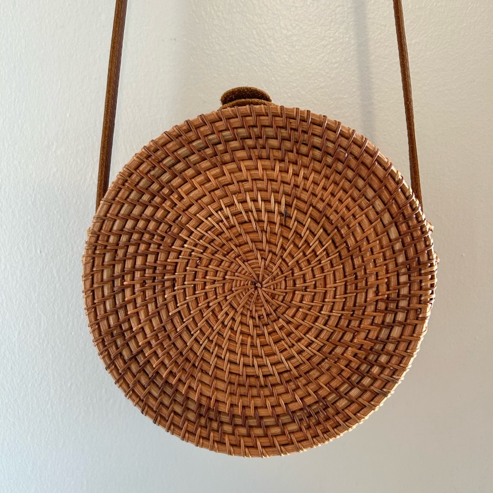 Round Wicker Purse